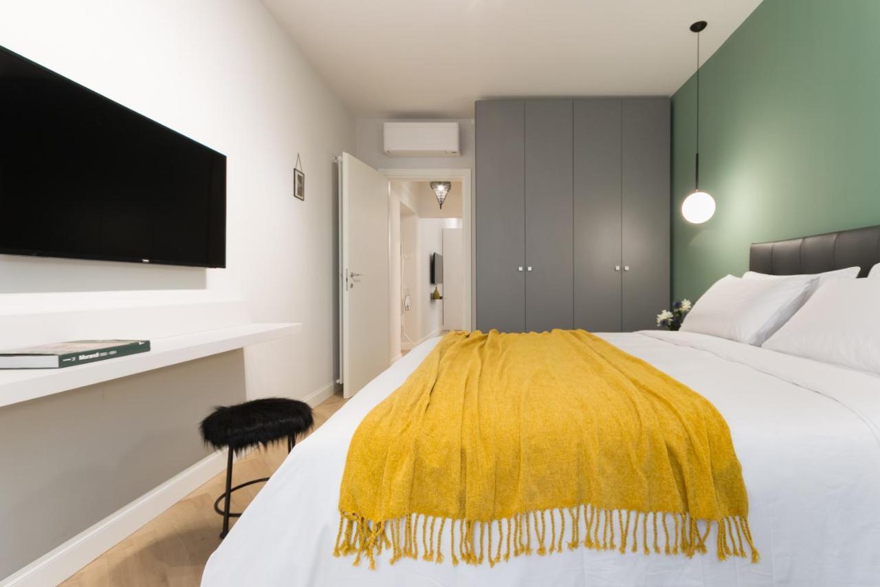 Sphera Bologna, Design Suite Under The Two Towers Экстерьер фото