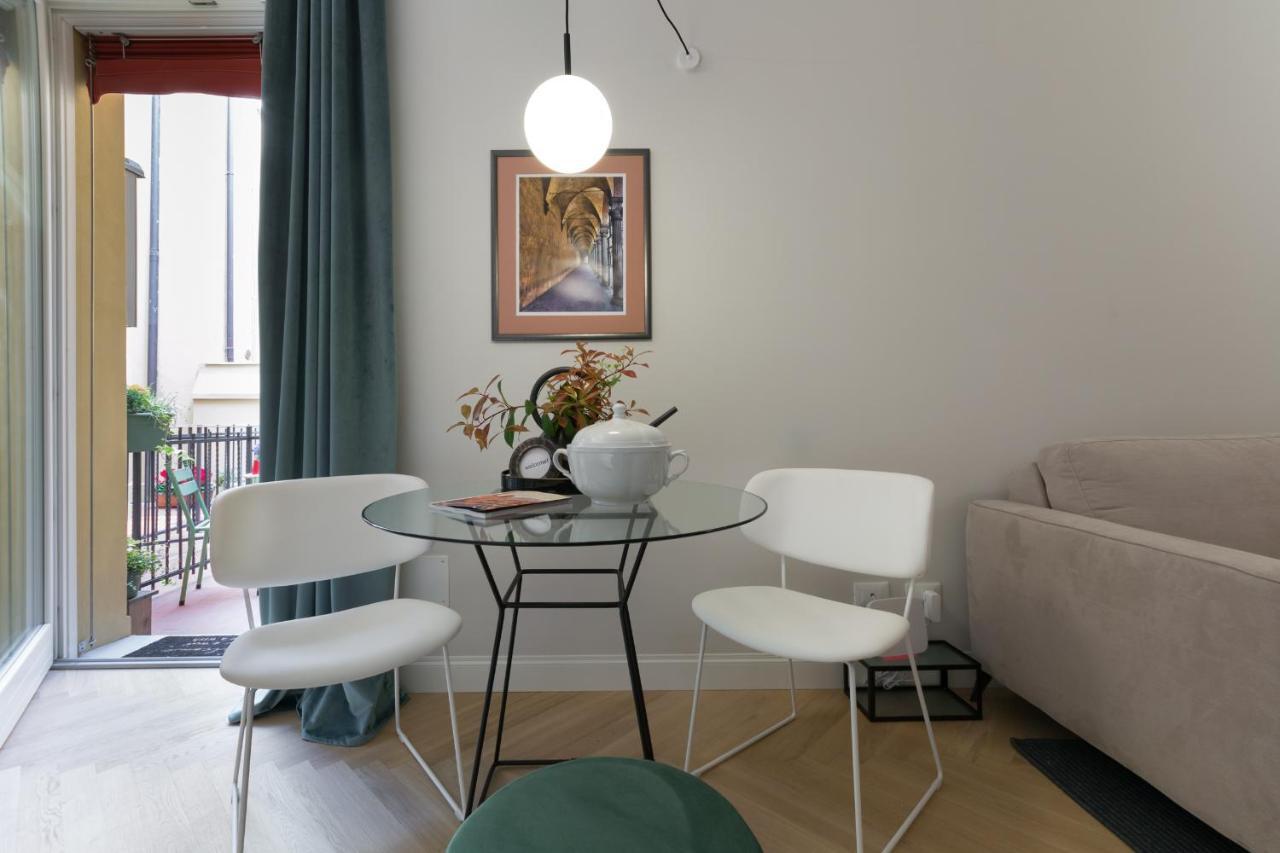 Sphera Bologna, Design Suite Under The Two Towers Экстерьер фото